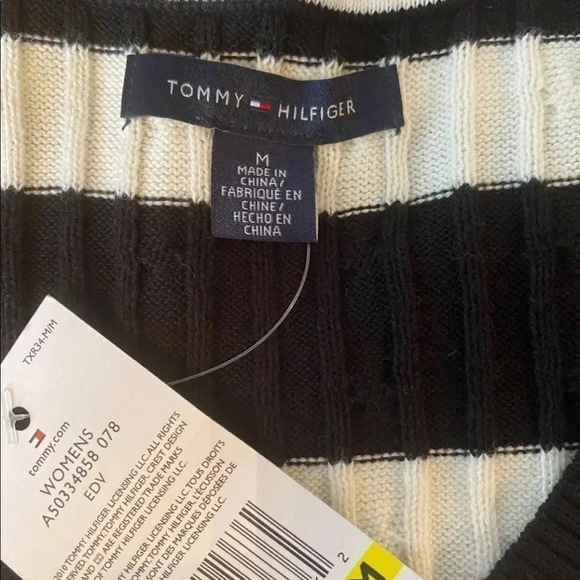 WOMEN’S Tommy Hilfiger lightweight sweater. - Picture 5 of 10